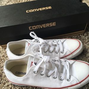 White Converse size 8